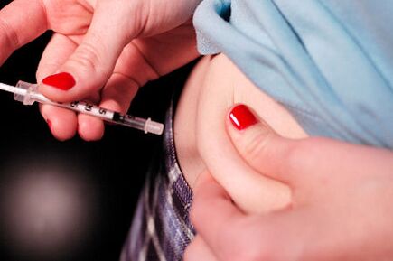 Inxeccións de insulina como o método principal para o tratamento da diabetes tipo -1